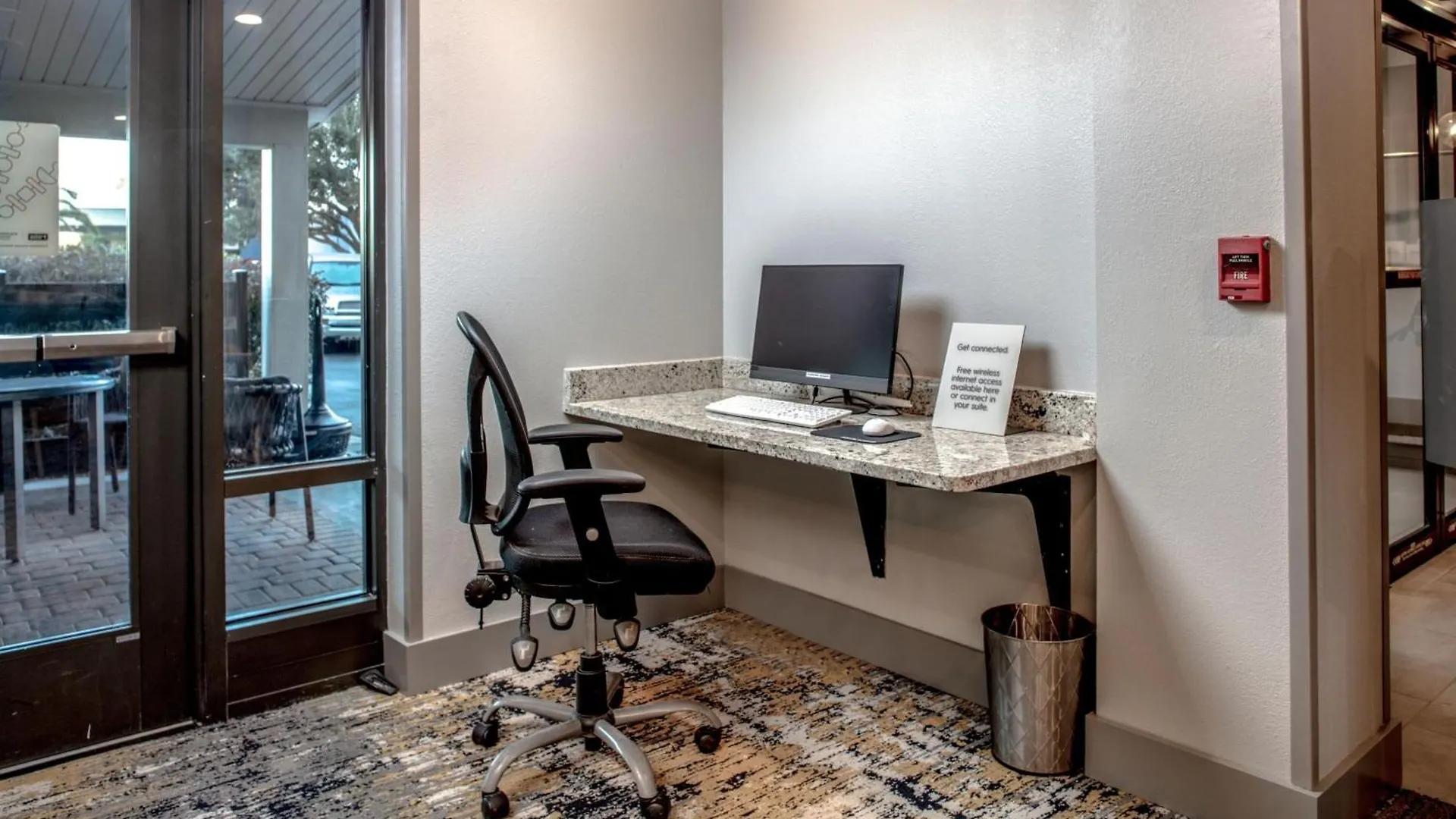 Towneplace Suites By Marriott Savannah Airport Hotel