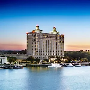 The Westin Harbor Golf & Savannah